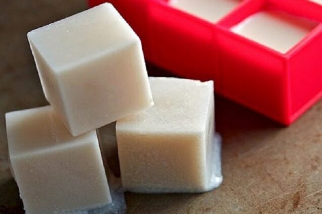 ثلج الحليب - منتج مجدد لبشرة الوجه